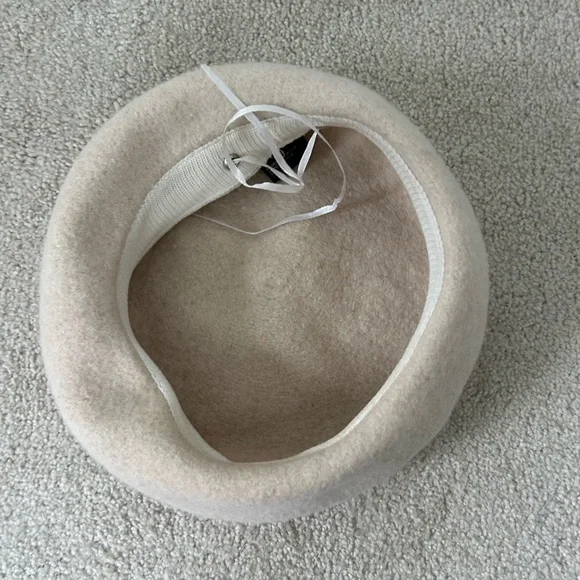 Structured wool beret hat - Picture 5 of 6